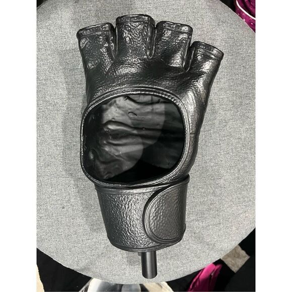 Jose CuervoâTequila Promotional UFC Display Octagon And Fight Glove - Picture 8 of 16